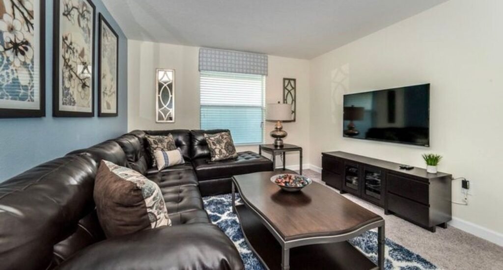 WhatsApp Image 2025-10-24 at 12.19.20 (1)